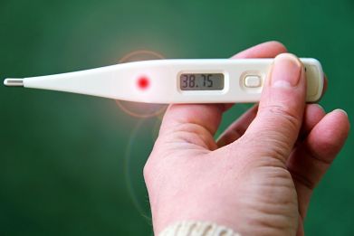 The symptoms may be mild for people who had a previous infection but for infants, pregnant women, and people with HIV, malaria can create complications and even death if not treated properly.