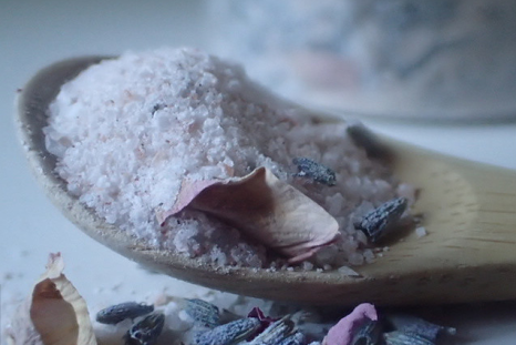 A spoonful of bath salts.