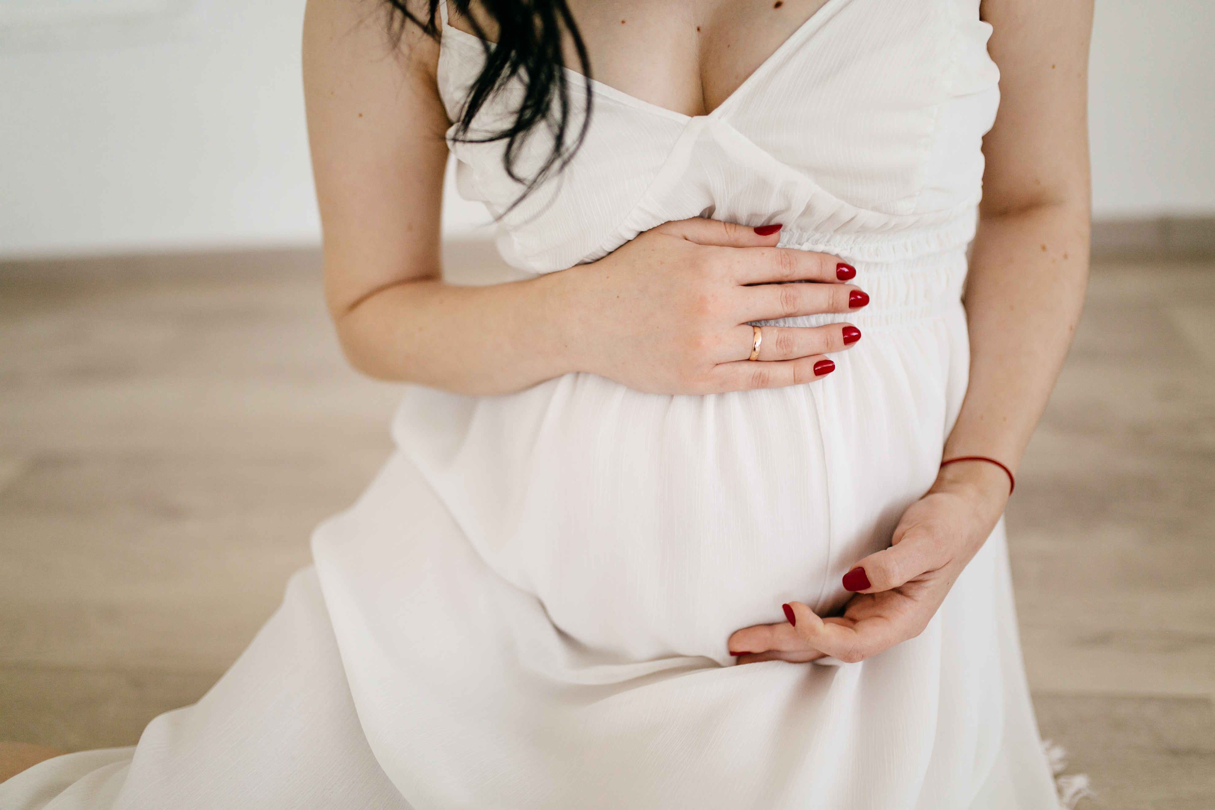 Pregnant Moms With Weight problems And PCOS At Greater Danger Of Having Smaller Infants: Research