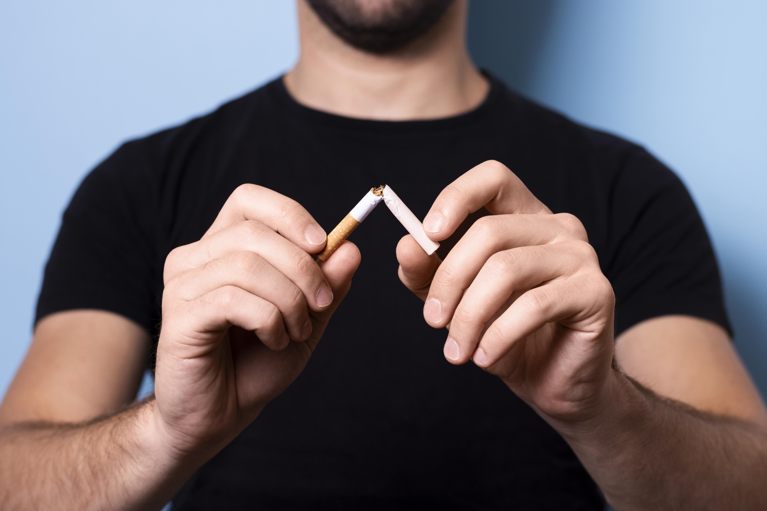 Need To Give up Smoking? A Smartwatch App Can Make It Simpler