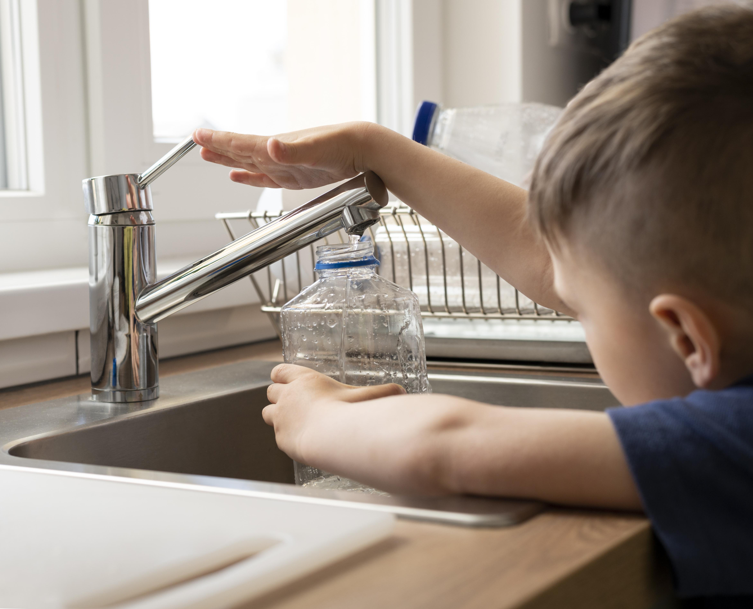 Fluoride In Ingesting Water Linked To Decrease IQ Scores In Kids: Examine Reveals