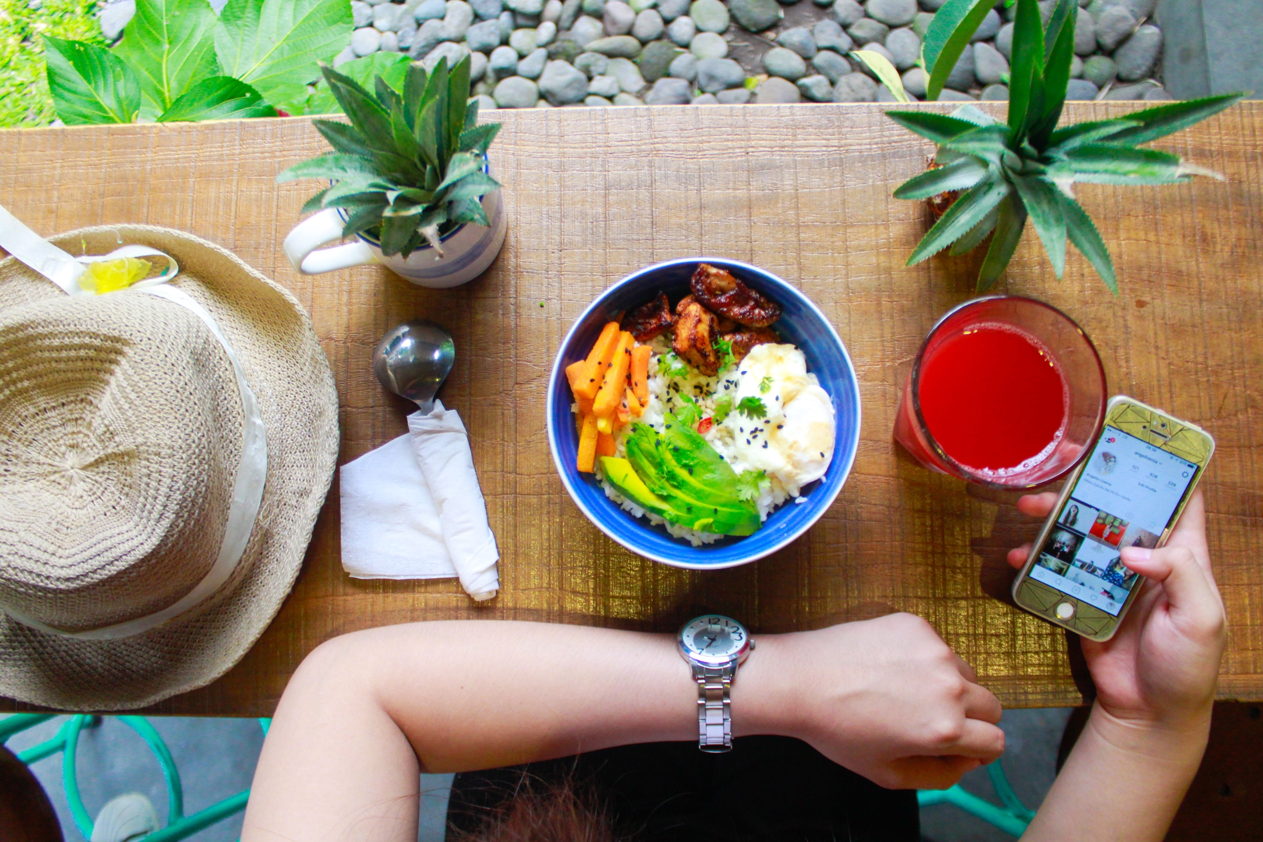 New Study Finds Intermittent Fasting Produces Similar Weight Loss to Calorie Counting New Study Finds Intermittent Fasting Produces Similar Weight Loss to Calorie Counting