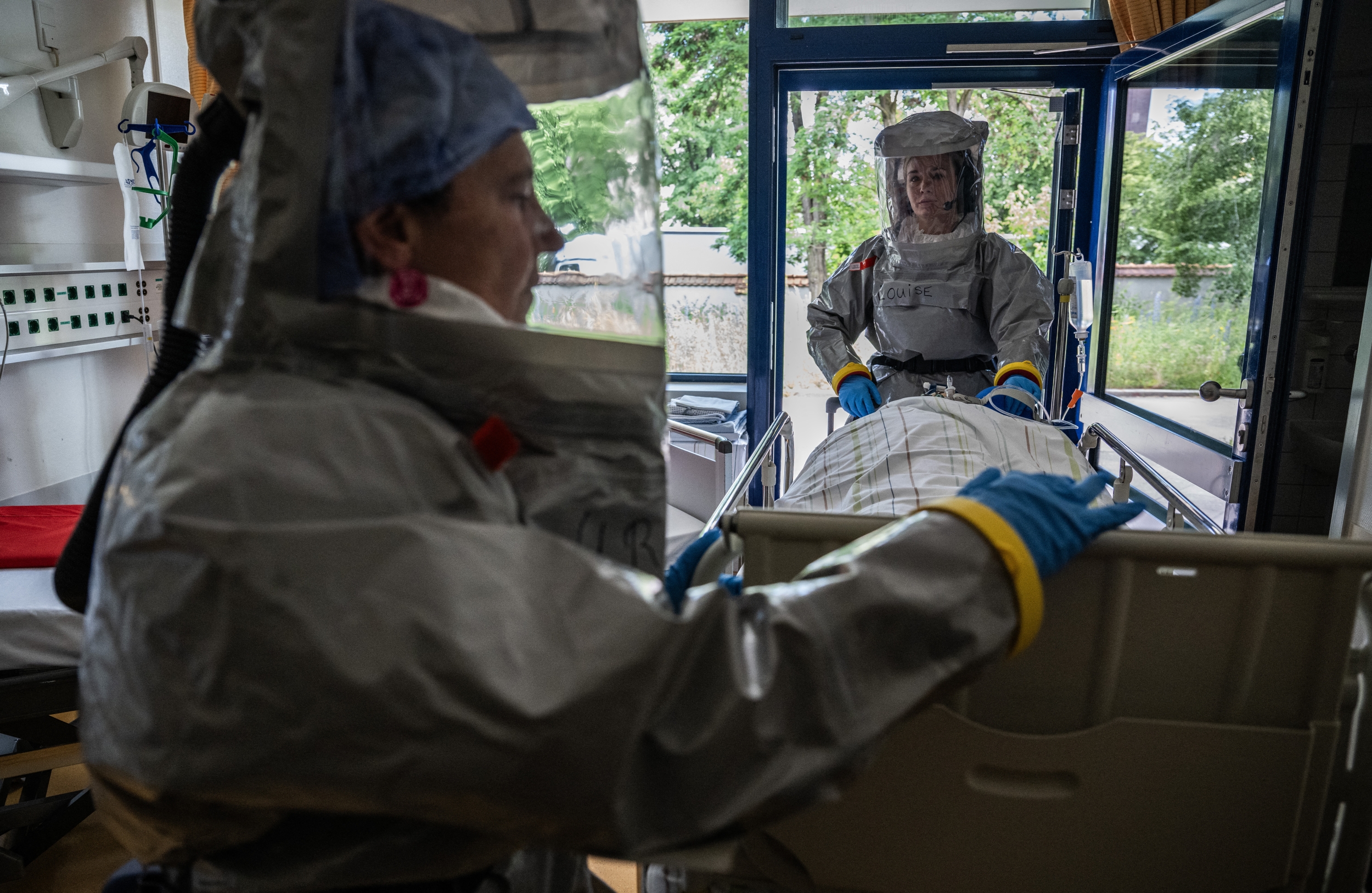 Second U.S. Citizen Tests Positive for Bundibugyo Ebola in DRC and Is Medically Evacuated to Germany
