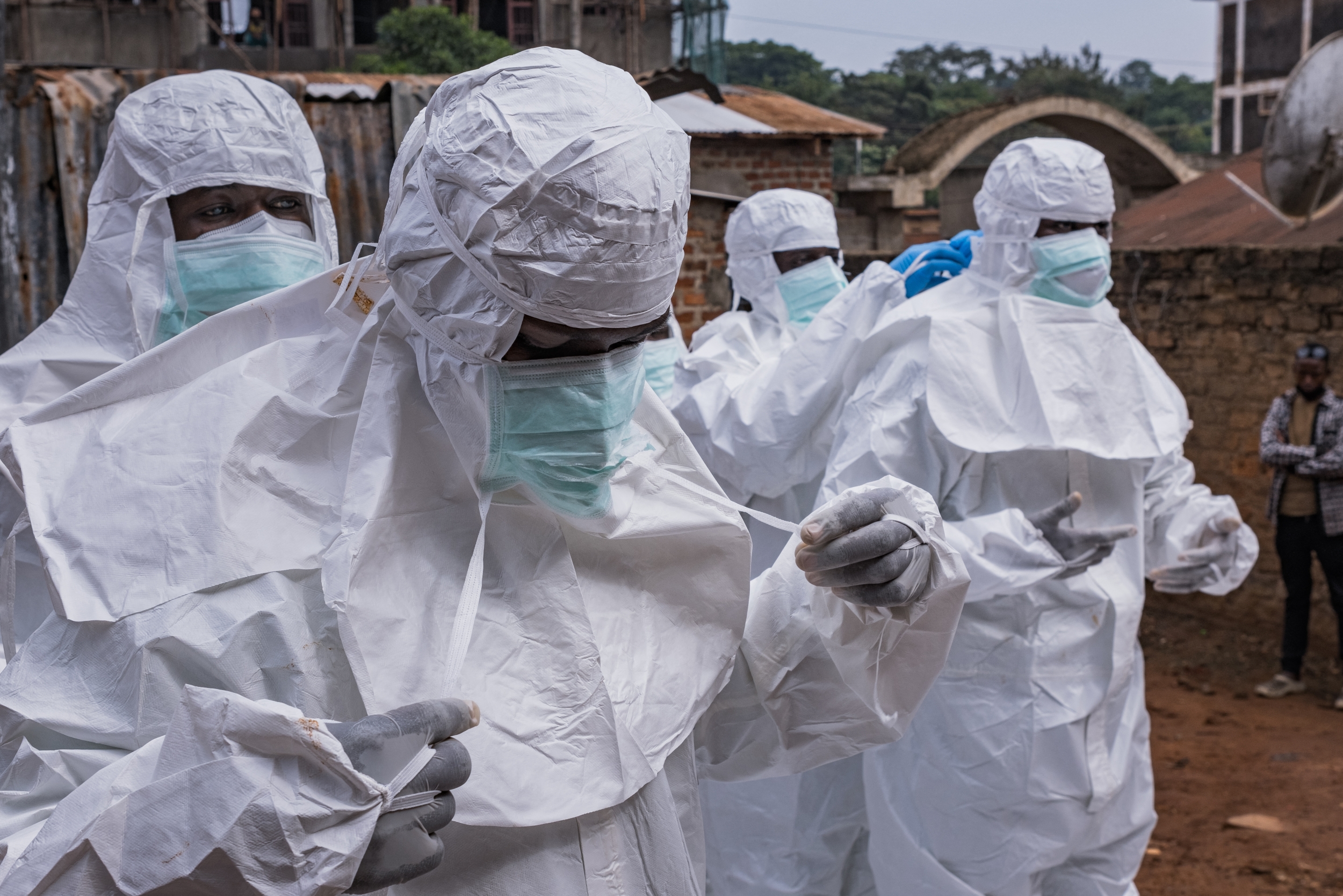 Uganda Clears Final Ebola Patient, Starting 42-Day Countdown to Outbreak End
