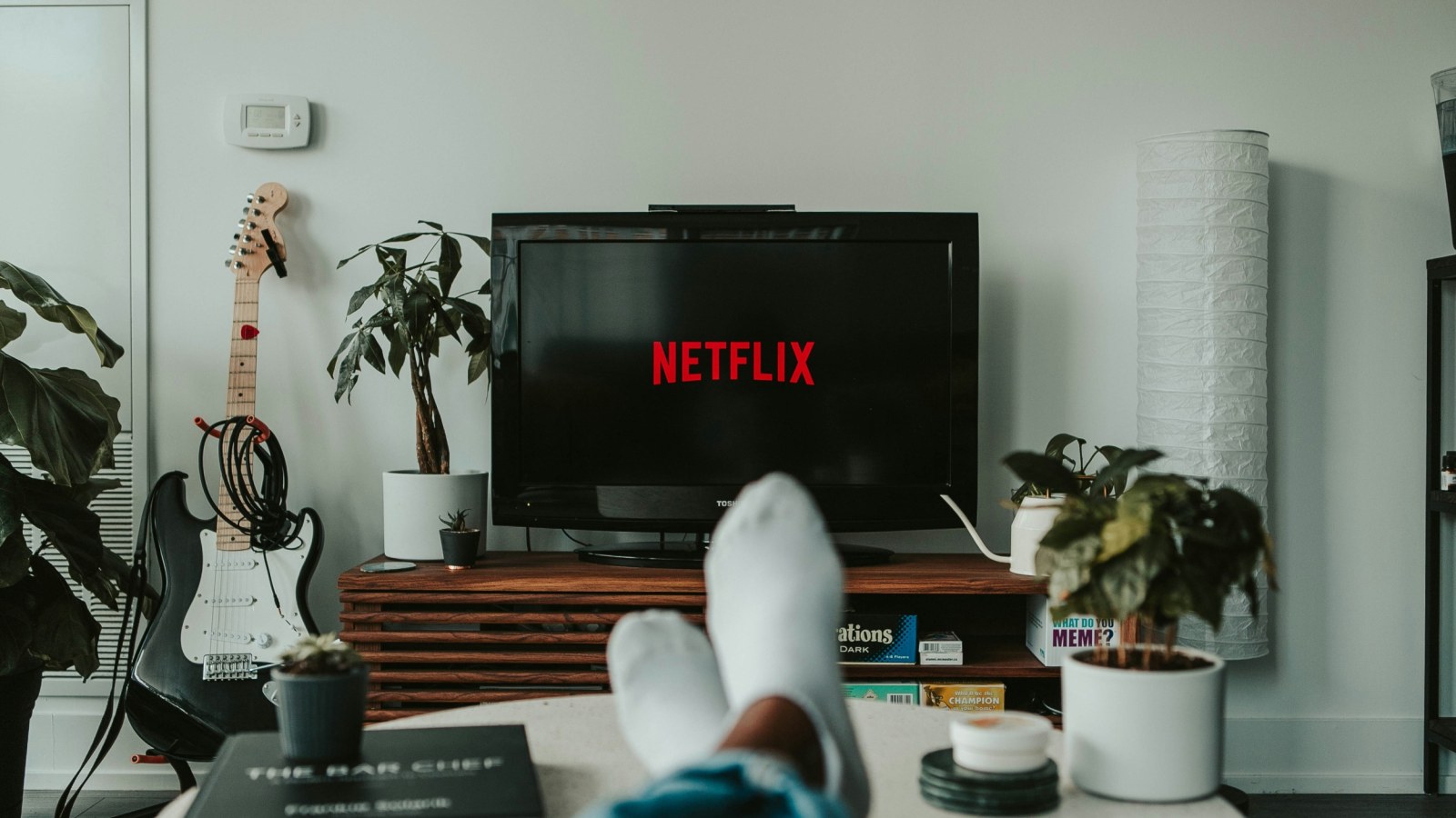 New Research Raises Questions About Whether Binge-Watching Could Affect Brain Health Over Time