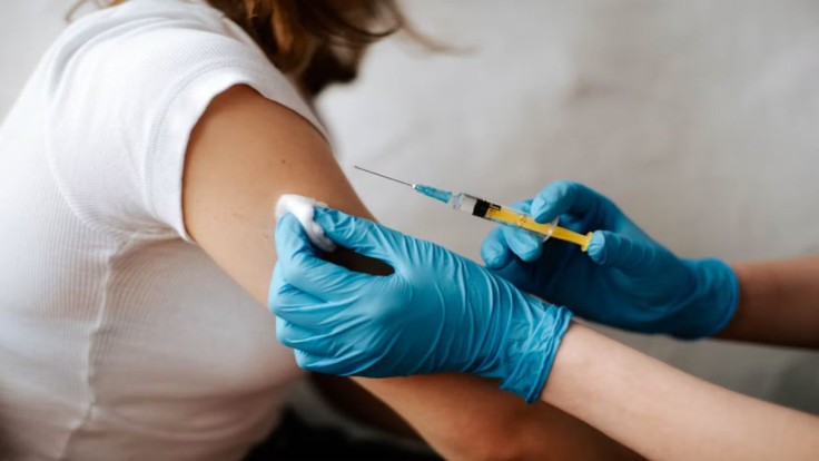 Different Face Rashes Anaphylaxis After a Common Antibiotic Shot Often Came Without a Rash in ...