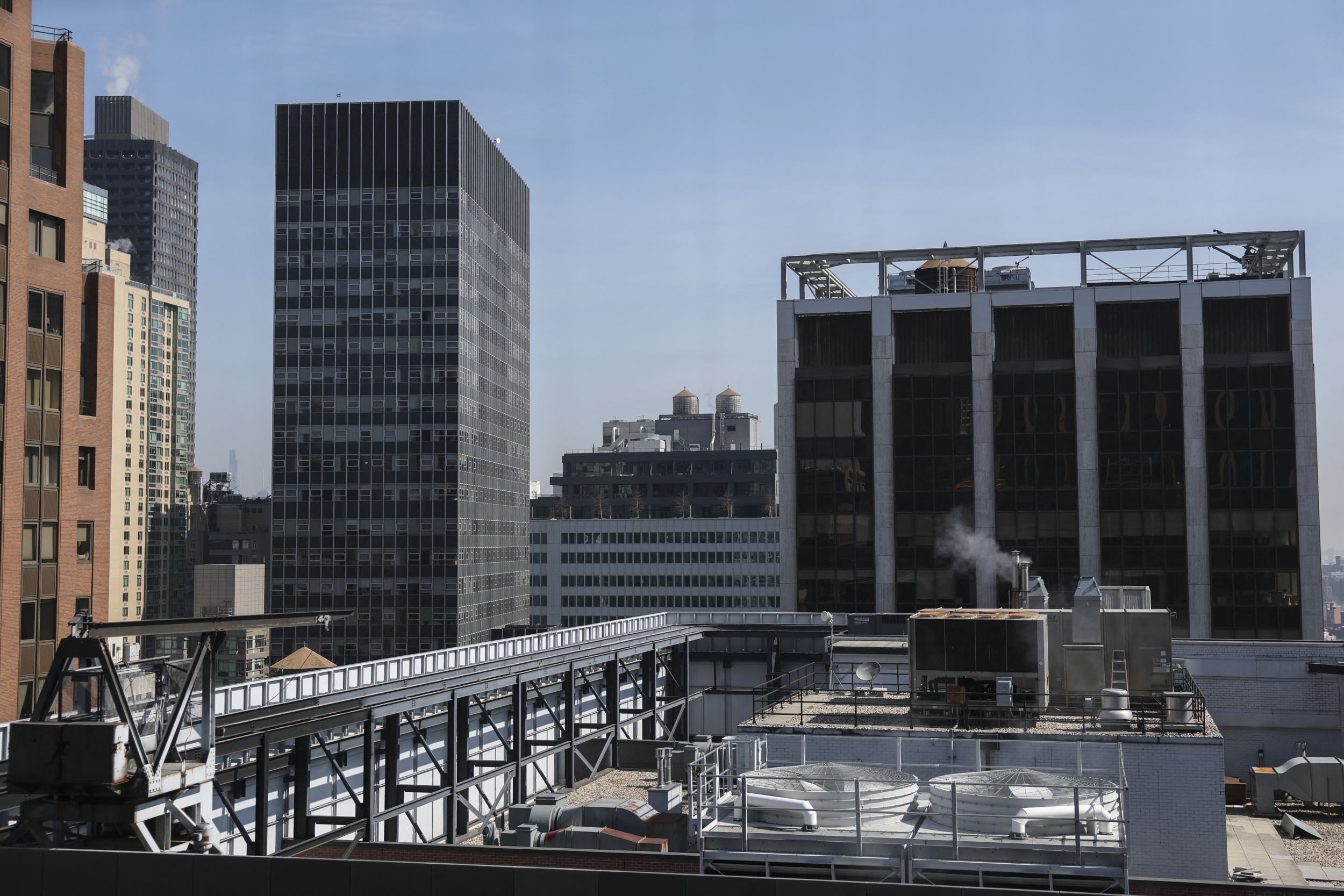 New York Orders Ten South Bronx Cooling Towers Cleaned by Monday as Legionnaires Cluster Grows to Nine Cases