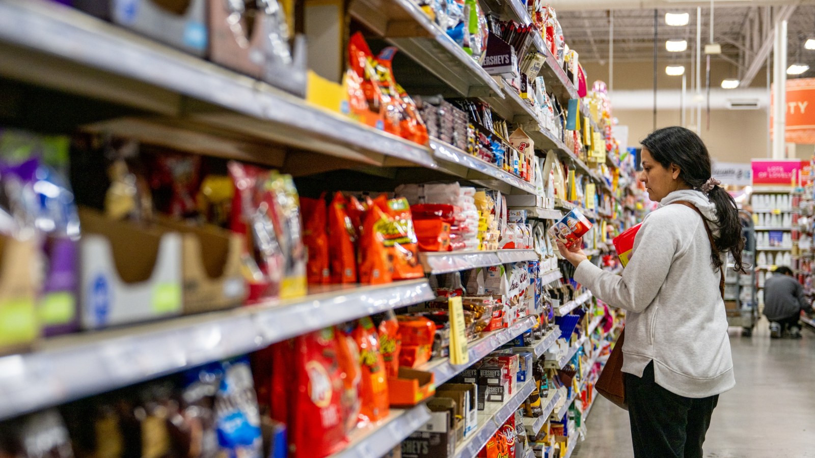 Strong Confidence in Food Safety Falls to 31% as Delayed Traceability Rule and Withdrawn Salmonella Plan Draw Scrutiny