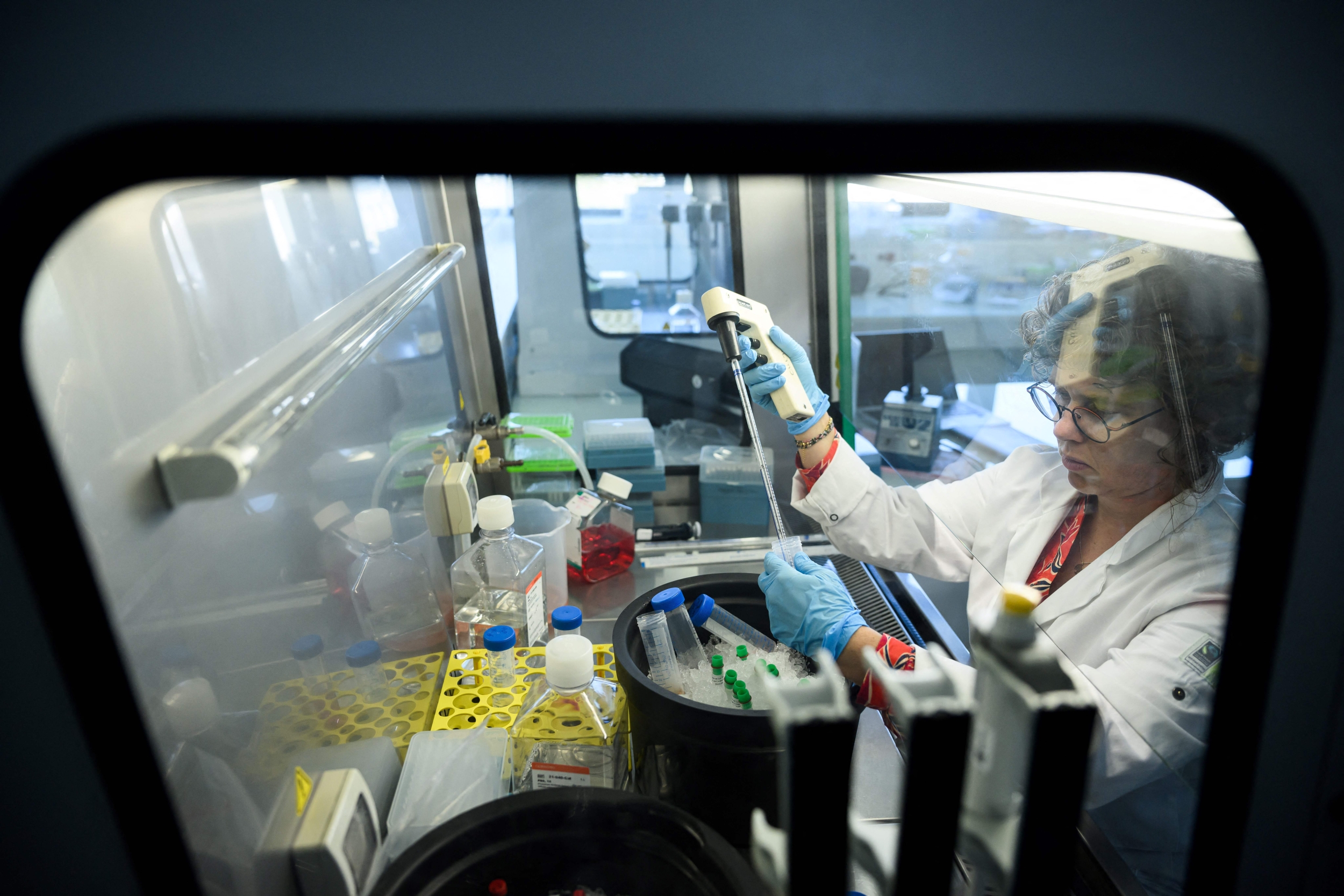 Personalized mRNA Melanoma Vaccine Cut Recurrence or Death Risk 42% in ...